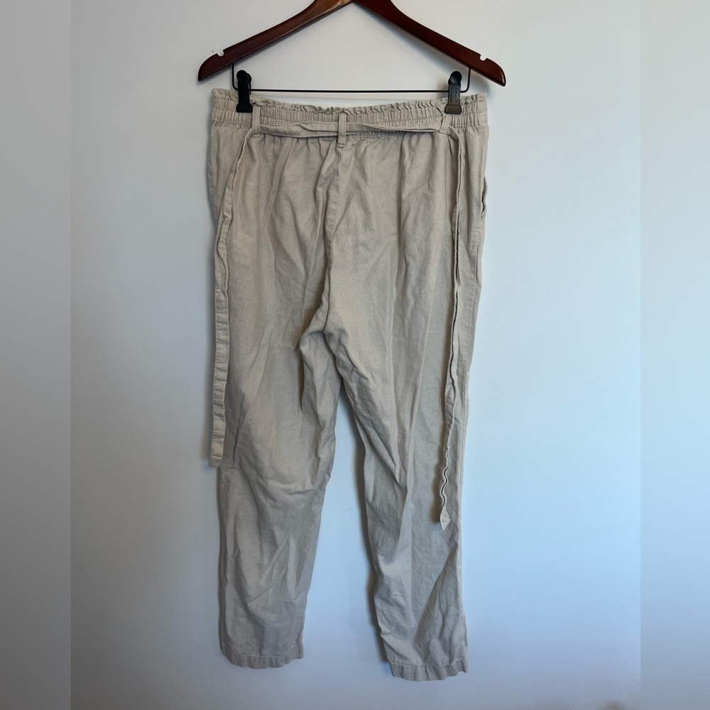 Cleo Tan linen Pants with belt buckle size medium - Picture 4 of 7